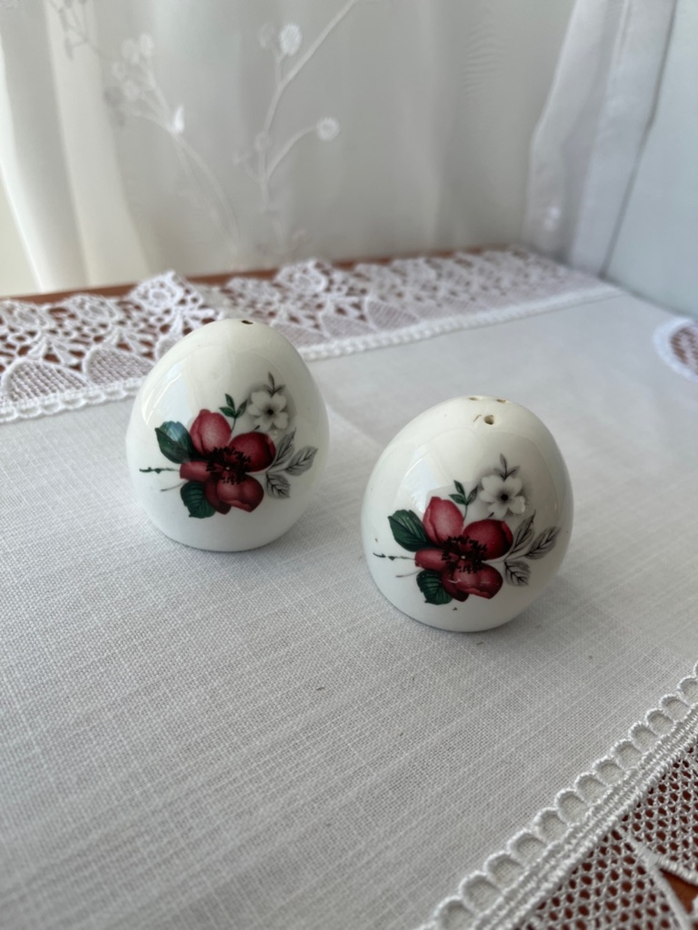 Royal Taunton Bone China Egg Salt & Pepper Shakers - Made in England